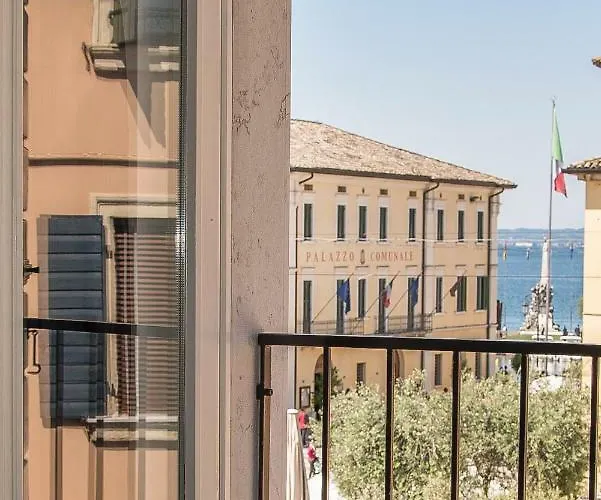 IN PIAZZA appartamento con vista